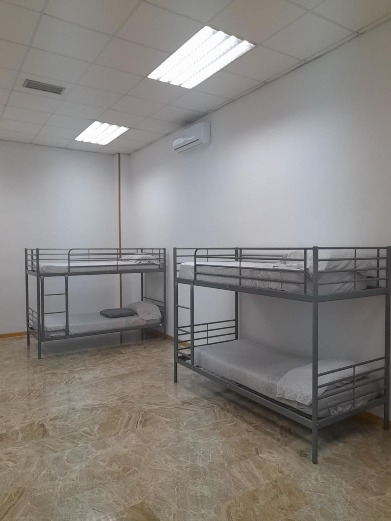 Hostel M Torres Madrid Ngoại thất bức ảnh
